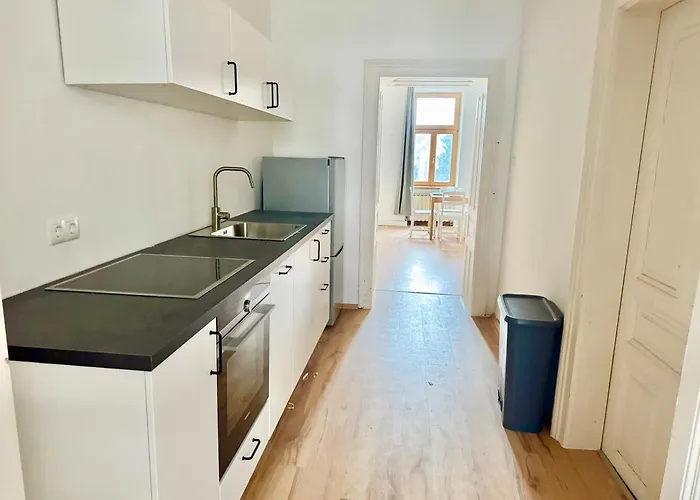 105 M2 Renovated Near Metro דירה וינה