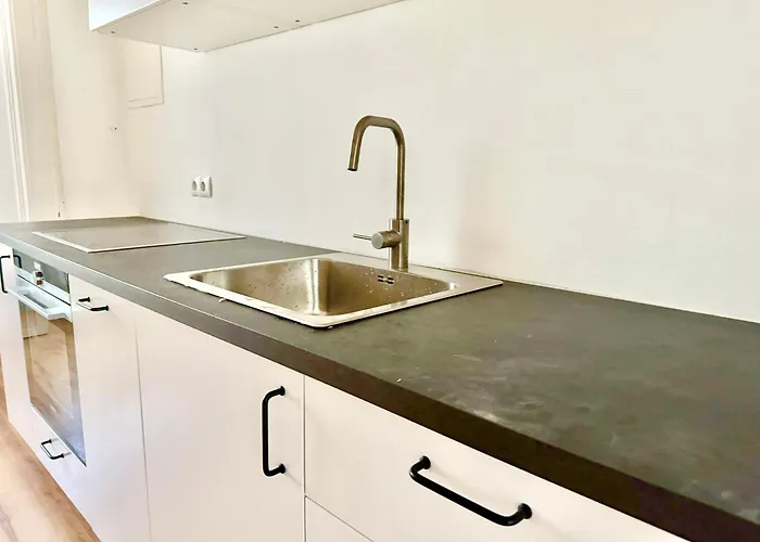 105 M2 Renovated Near Metro דירה וינה
